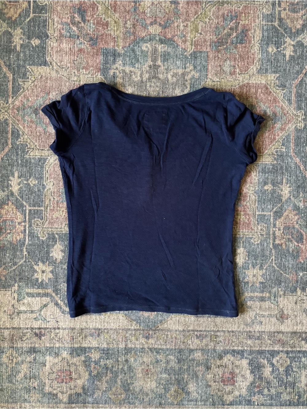 Vintage 2000s Hollister Navy Short-Sleeve Henley Tee - Picture 2 of 4